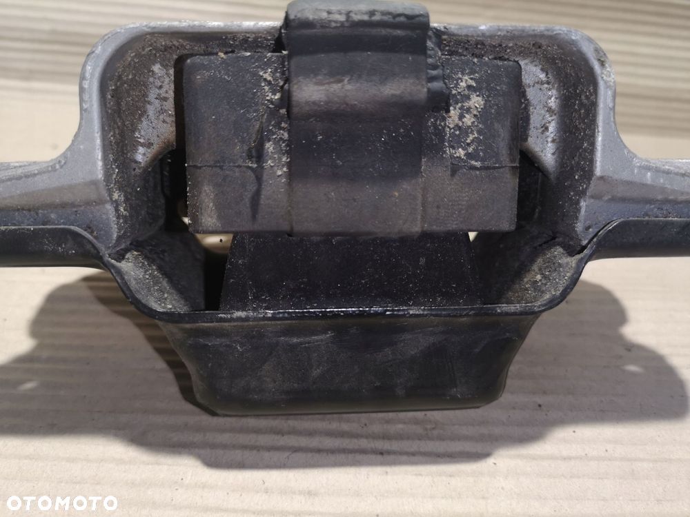 PODUSZKA SILNIKA AUDI A3 8P GOLF V 1K0199555Q - 2
