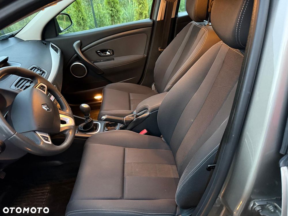 Renault Megane 1.6 16V Dynamique Euro5 - 10