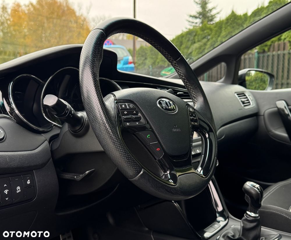 Kia Ceed Cee'd 1.6 CRDi GT Line - 12