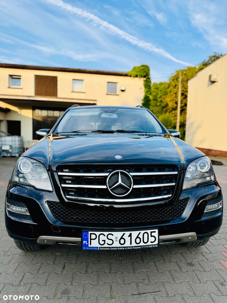 Mercedes-Benz ML - 1