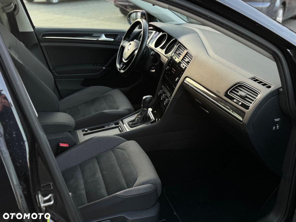 Volkswagen Golf 2.0 BlueTDI DSG Highline - 8