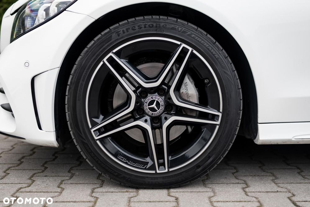 Mercedes-Benz Klasa C 200 4MATIC 9G-TRONIC - 38