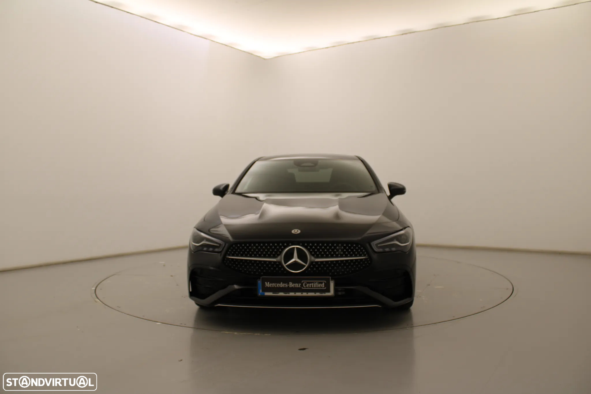 Mercedes-Benz CLA 200 d - 16