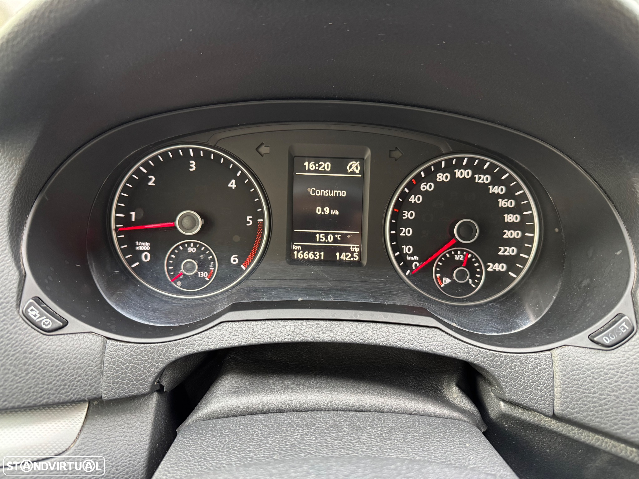 VW Sharan 2.0 TDI Confortline DSG - 21