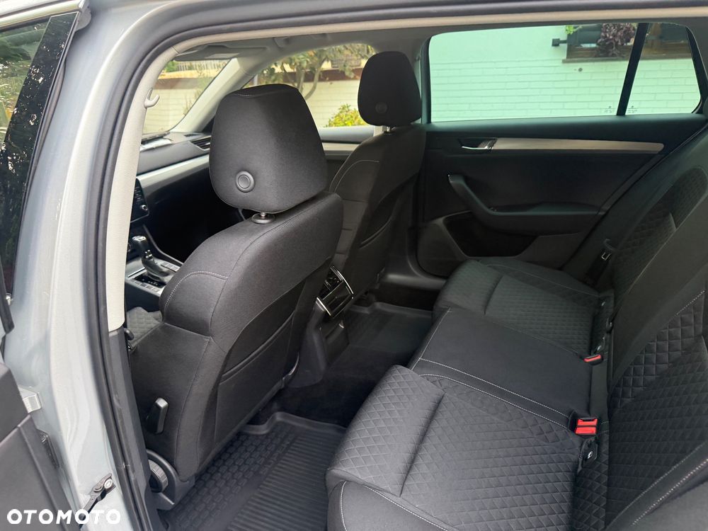 Skoda Superb 1.5 TSI Ambition DSG - 19