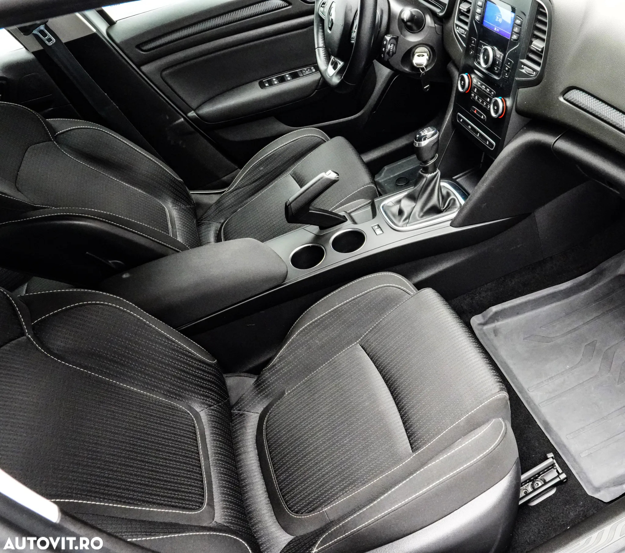 Renault Megane Blue dCi 116 Intens - 13