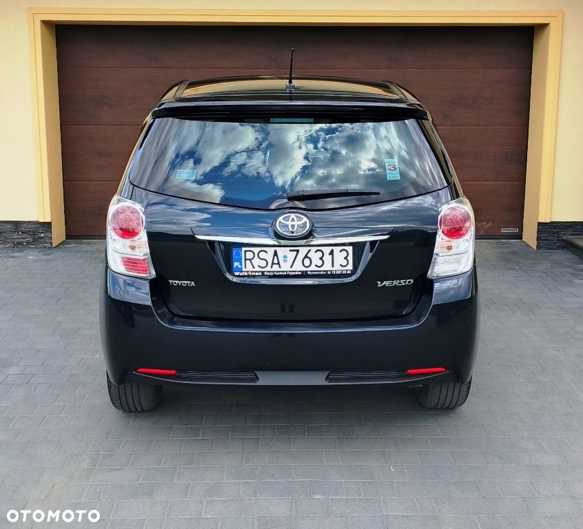 Toyota Verso 1.6 D-4D 5-Sitzer Start/Stop Executive - 12