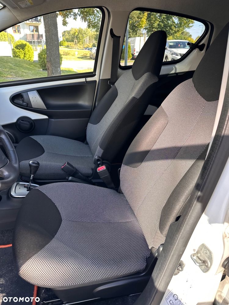 Toyota Aygo - 12