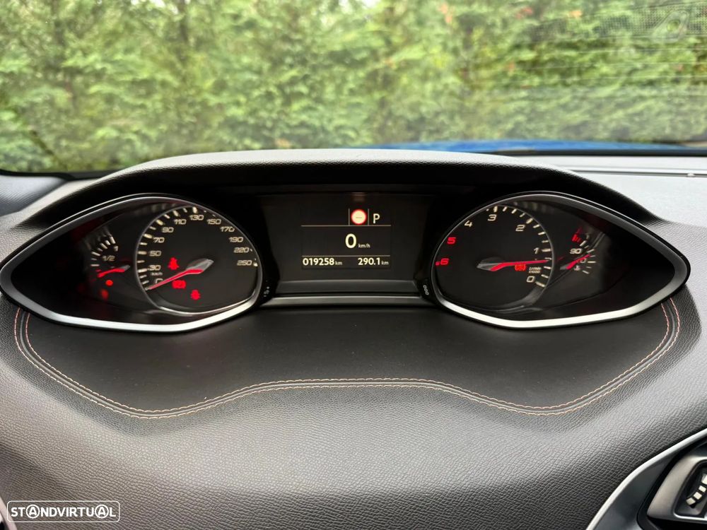 Peugeot 308 1.5 BlueHDi GT Pack EAT8 - 17