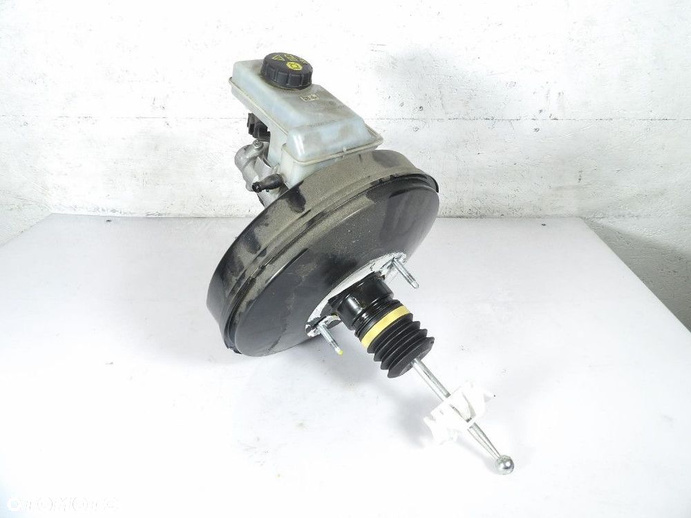 SKODA OCTAVIA III 3 1.6TDI SERWO HAMULCOWE 5Q1614105CN - 2