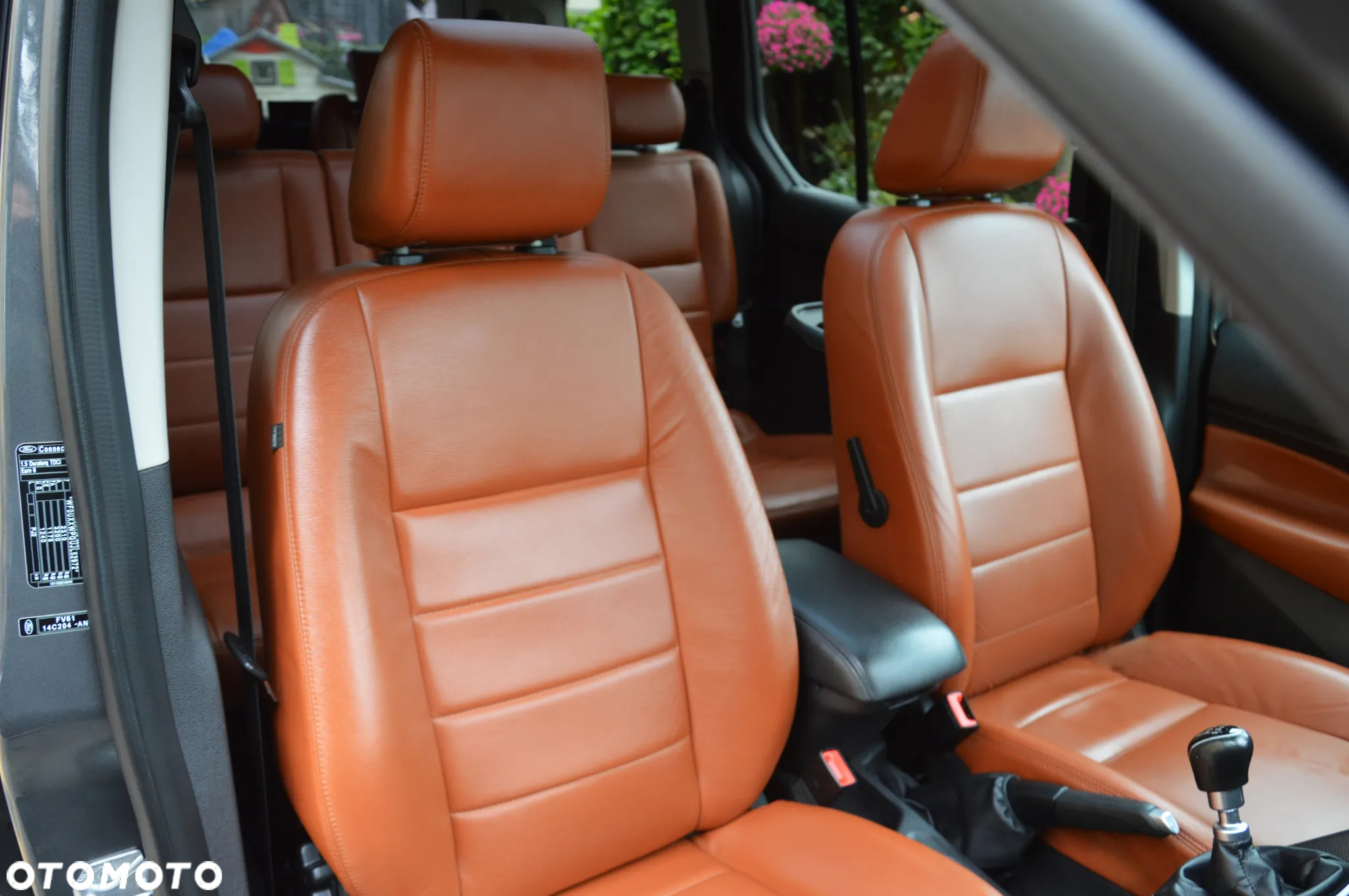 Ford Tourneo Connect - 30