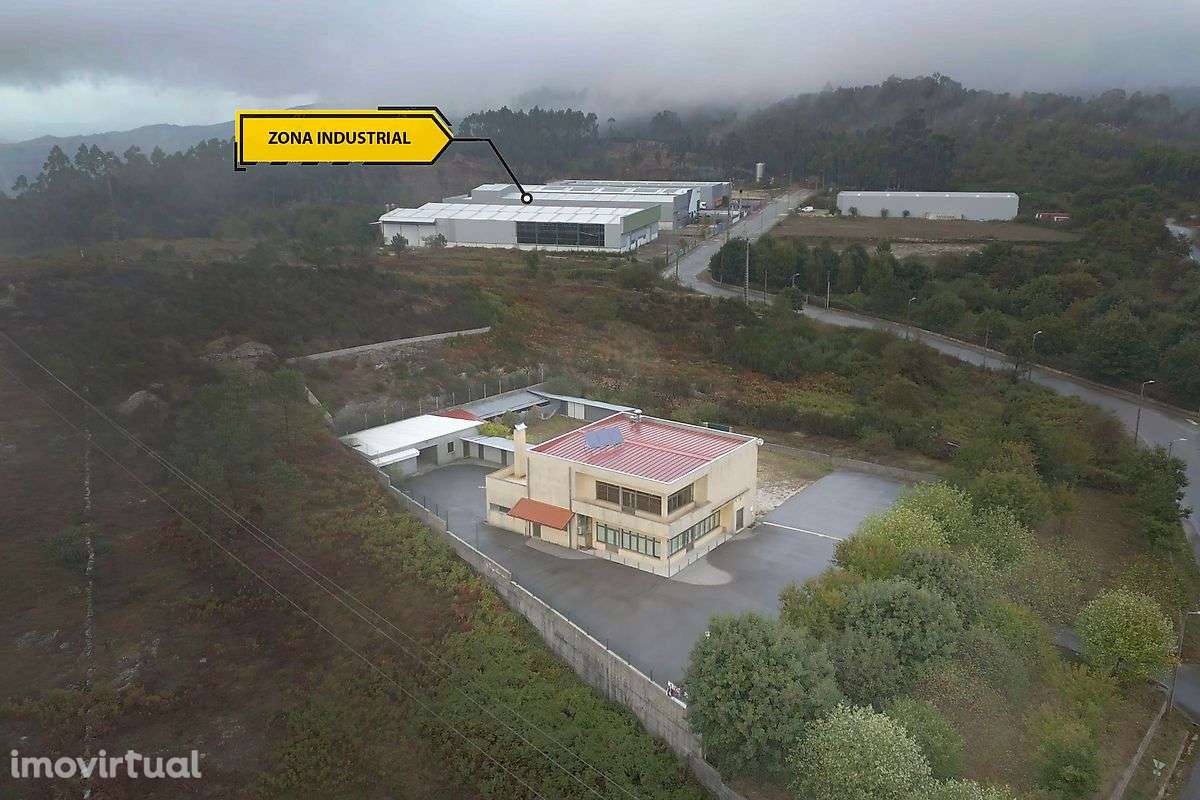 Prédio  para arrendamento - Grande imagem: 3/50