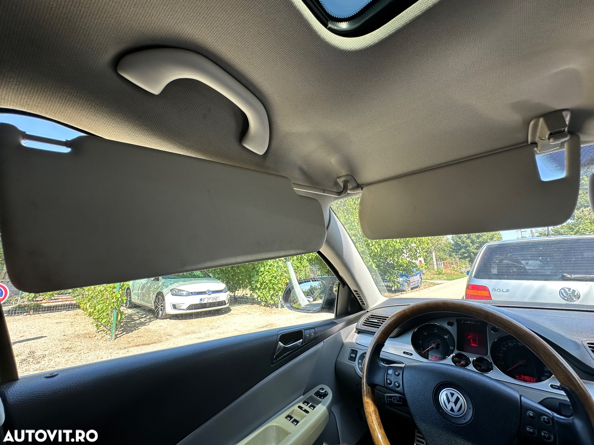Volkswagen Passat Variant 2.0 TDI Highline DPF 4Motion - 17