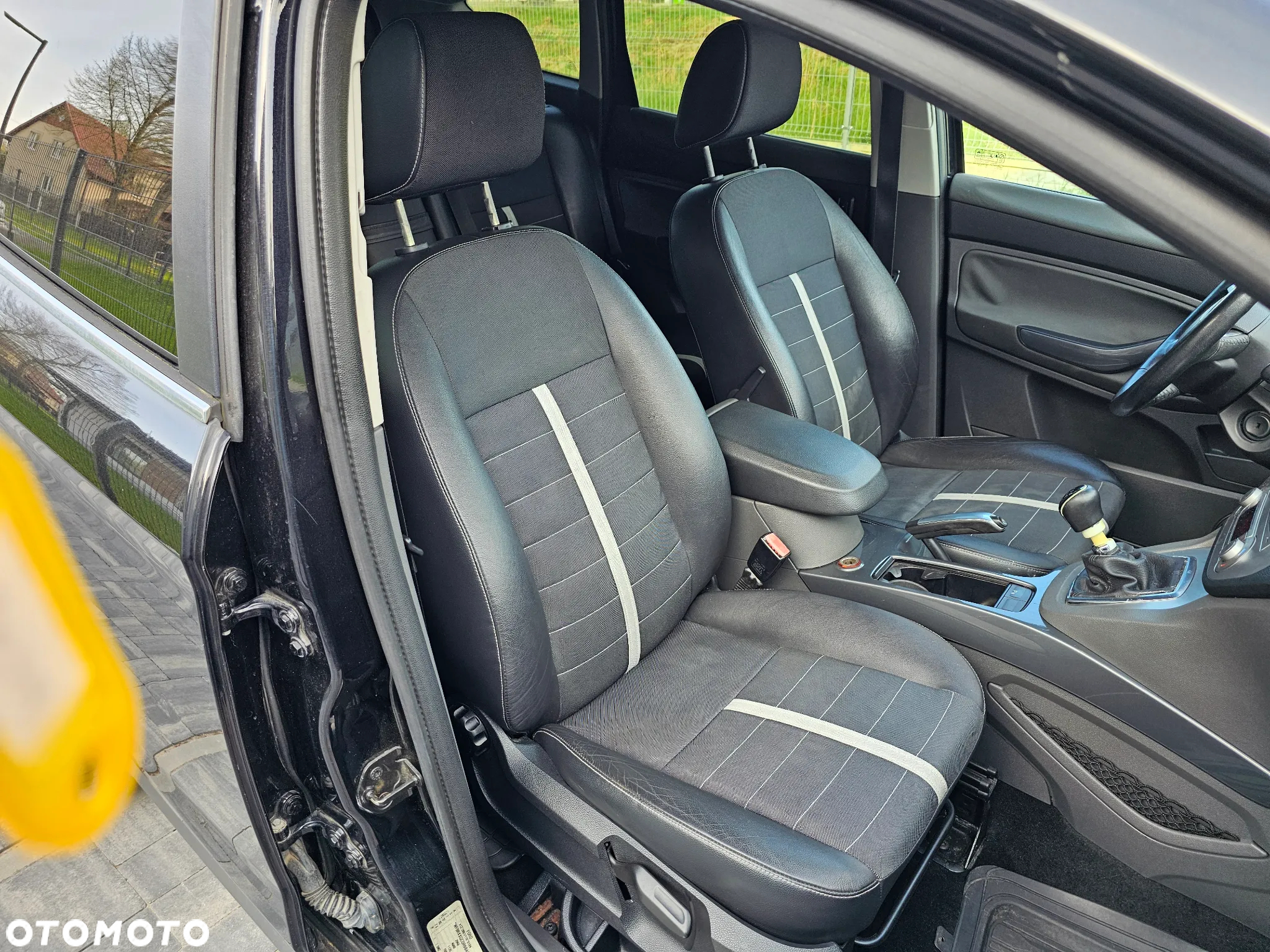 Ford Kuga 2.0 TDCi 2x4 Titanium - 11