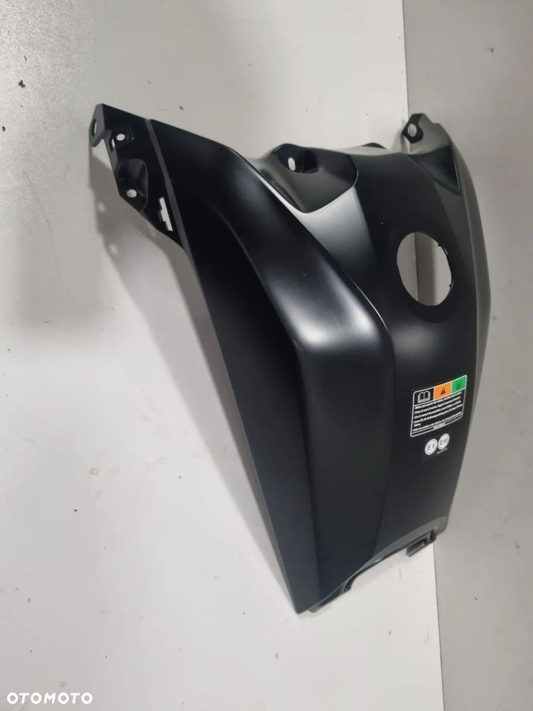 Osłona owiewka na bak zbiornik Yamaha Tenere 700 XTZ690 BW3F41B100P0 - 5