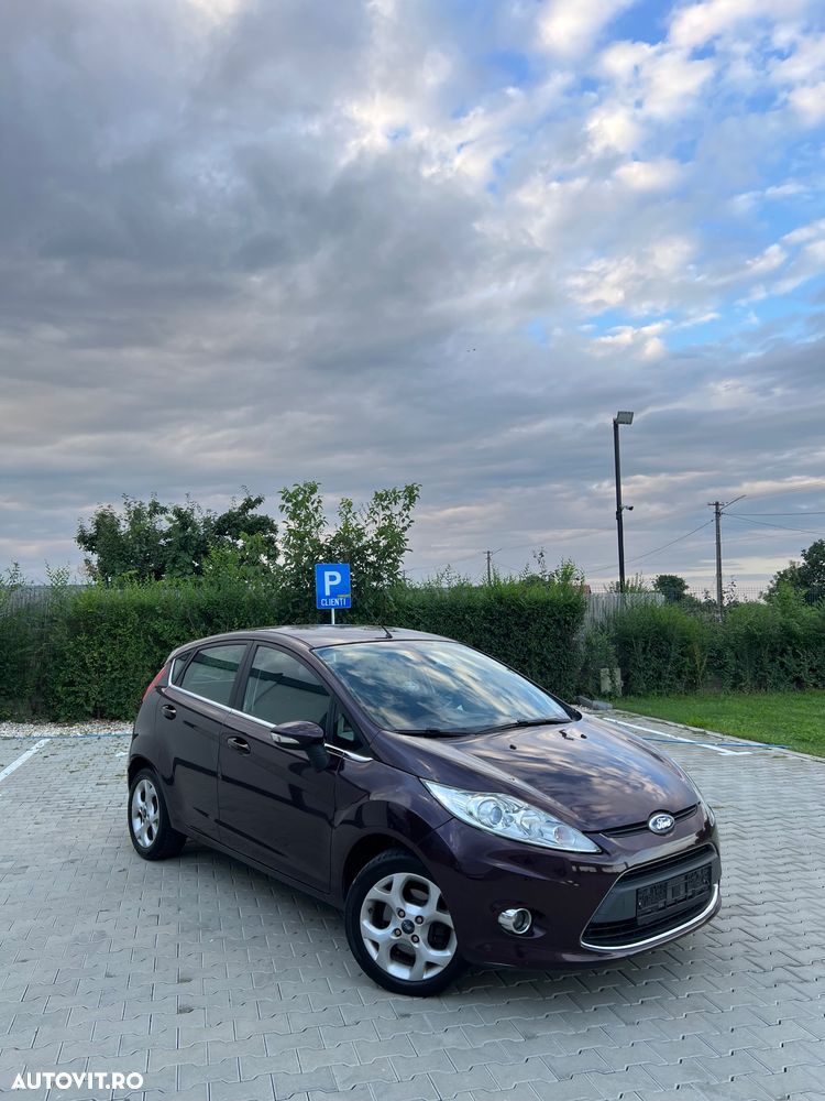Ford Fiesta 1.6 TDCi DPF Titanium - 1