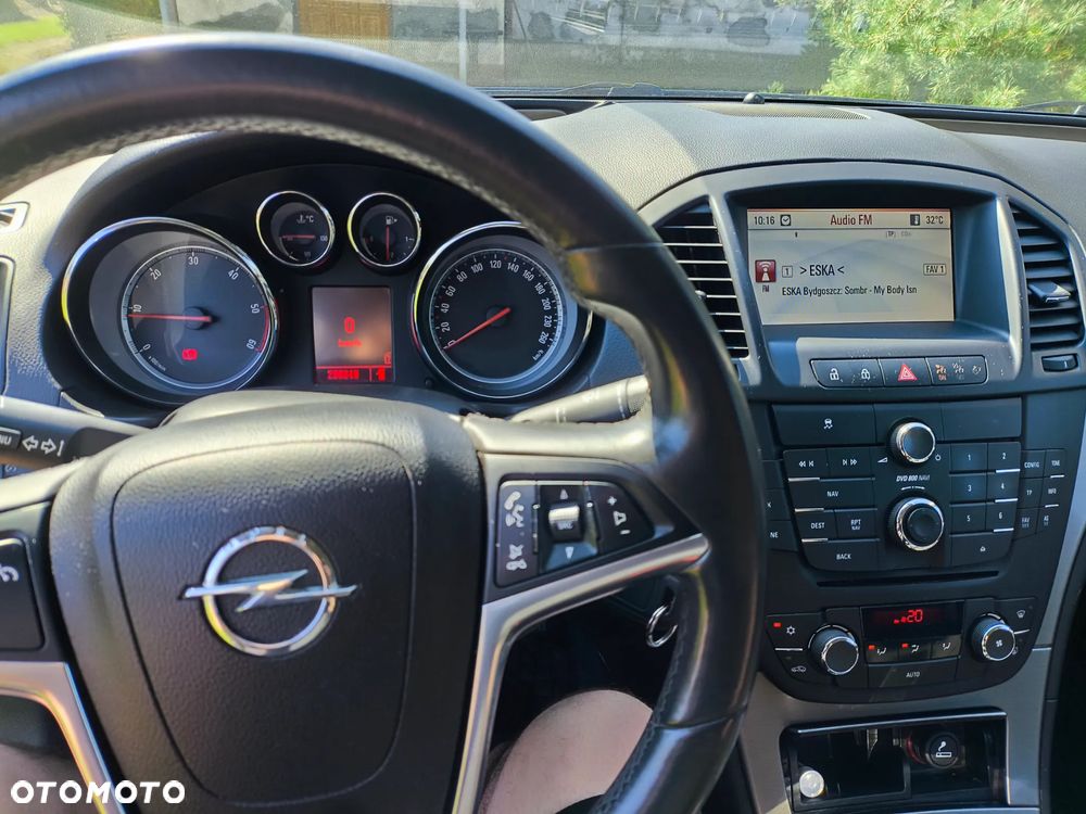 Opel Insignia 2.0 CDTI - 12