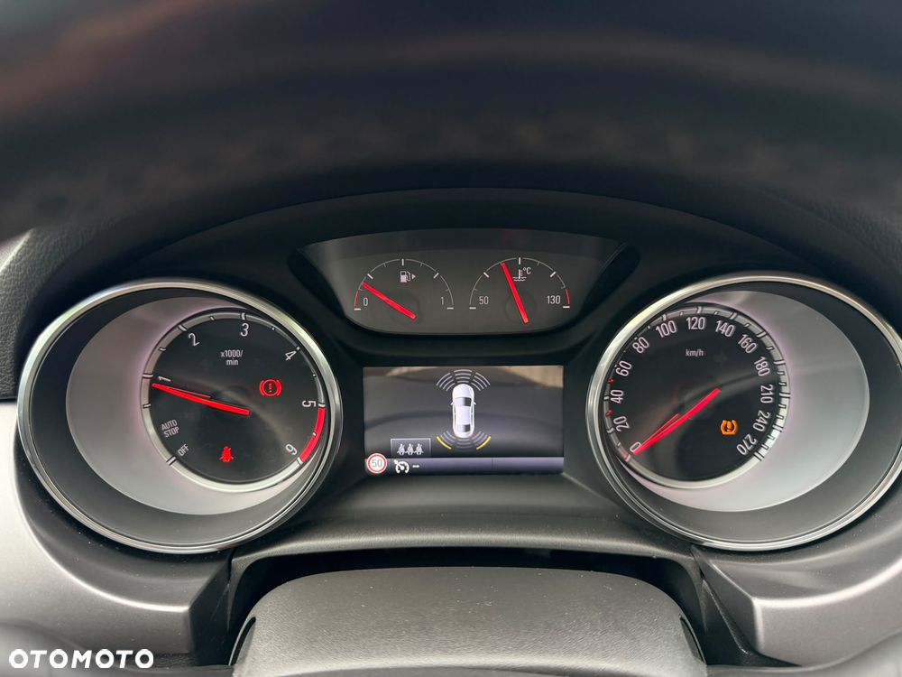 Opel Astra 1.6 CDTI Enjoy - 10