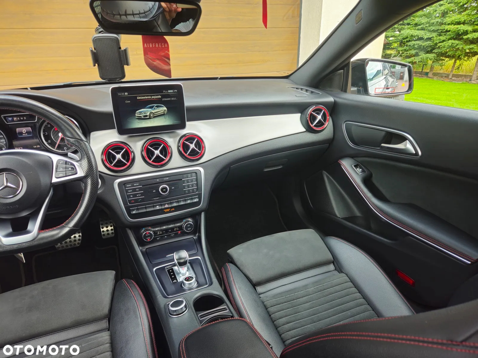 Mercedes-Benz CLA AMG 45 4-Matic - 25