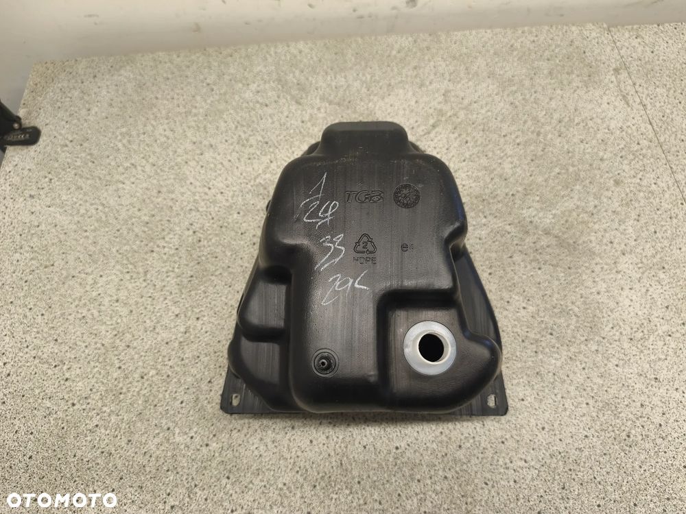 Bak, zbiornik paliwa TGB 50X R50X Bullet 50 - 9