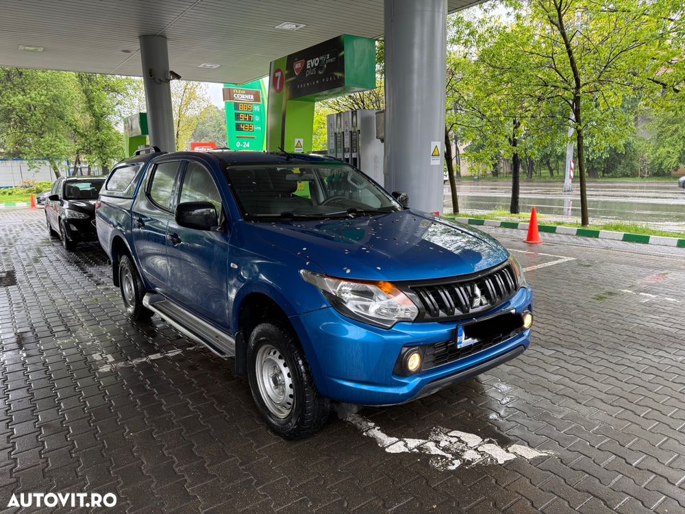 Mitsubishi L200 Pick Up 4x4 S&S Double Cab Basis - 5