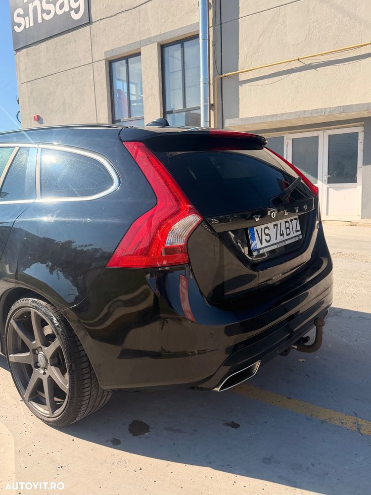 Volvo V60 2015 photo 4