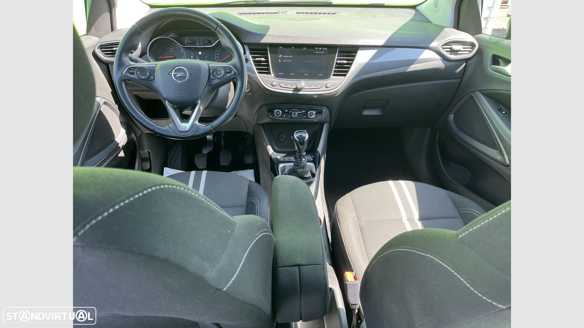 Opel Crossland 1.2 T Design & Tech - 12