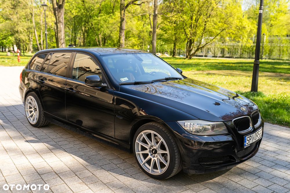 BMW Seria 3 316d EU6 - 2