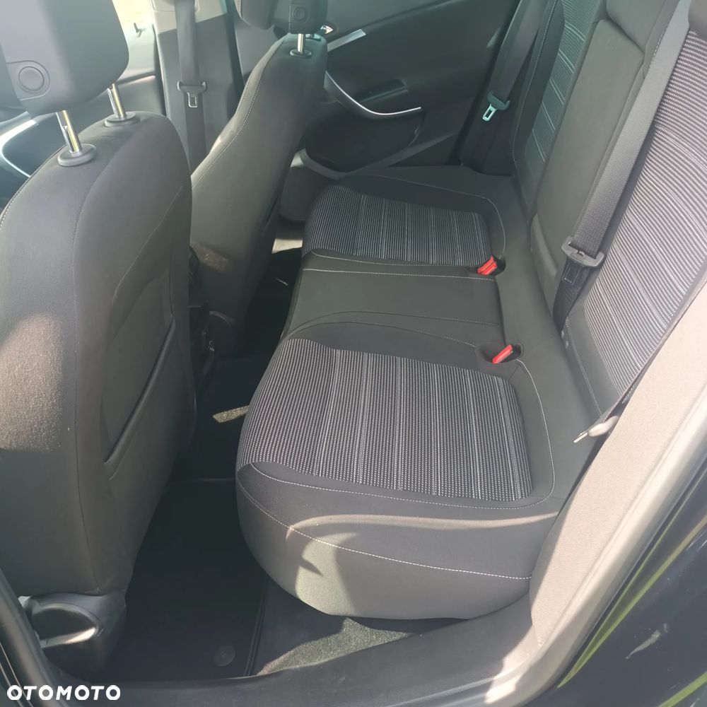 Hyundai i30 blue 1.6 CRDi Trend - 18