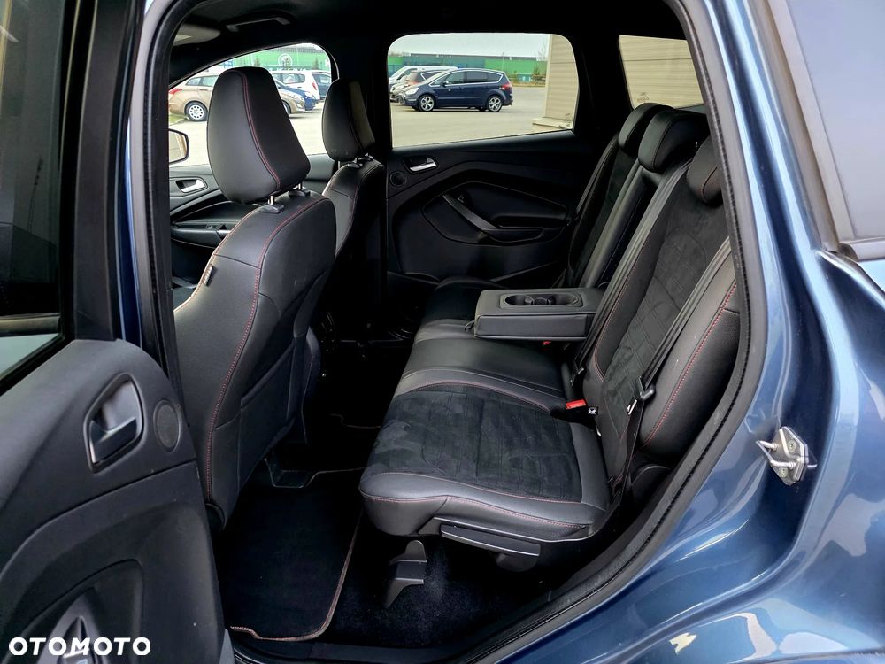Ford Kuga 2.0 TDCi 4x4 ST-Line - 19