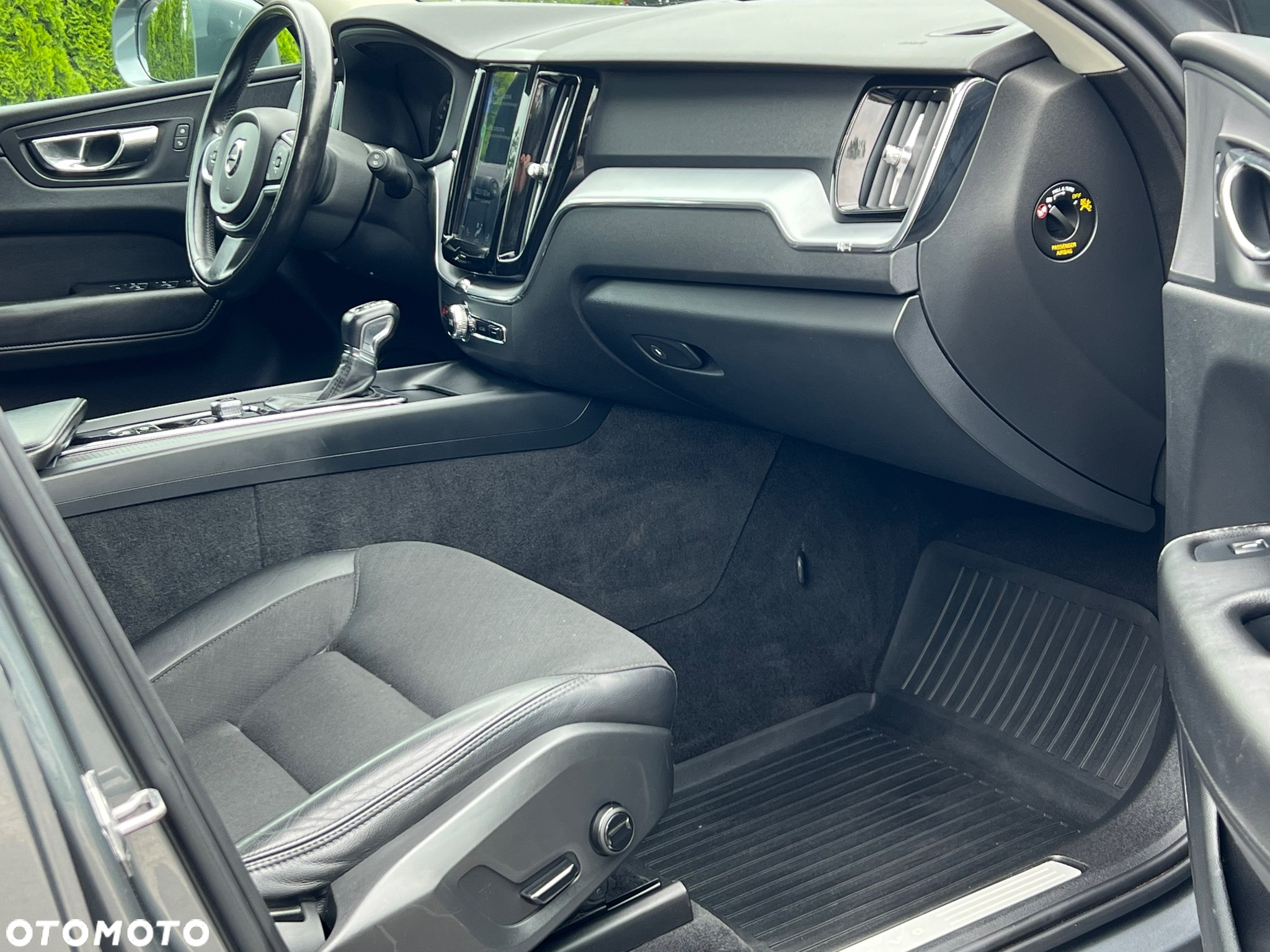 Volvo XC 60 T5 Geartronic Momentum Pro - 28