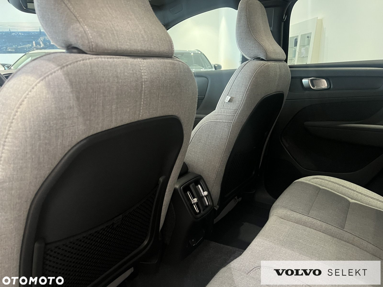Volvo C40 - 13