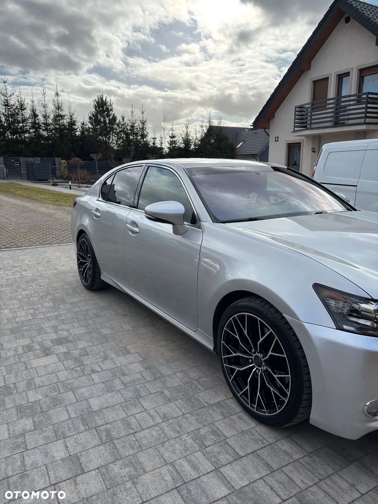 Lexus GS - 3