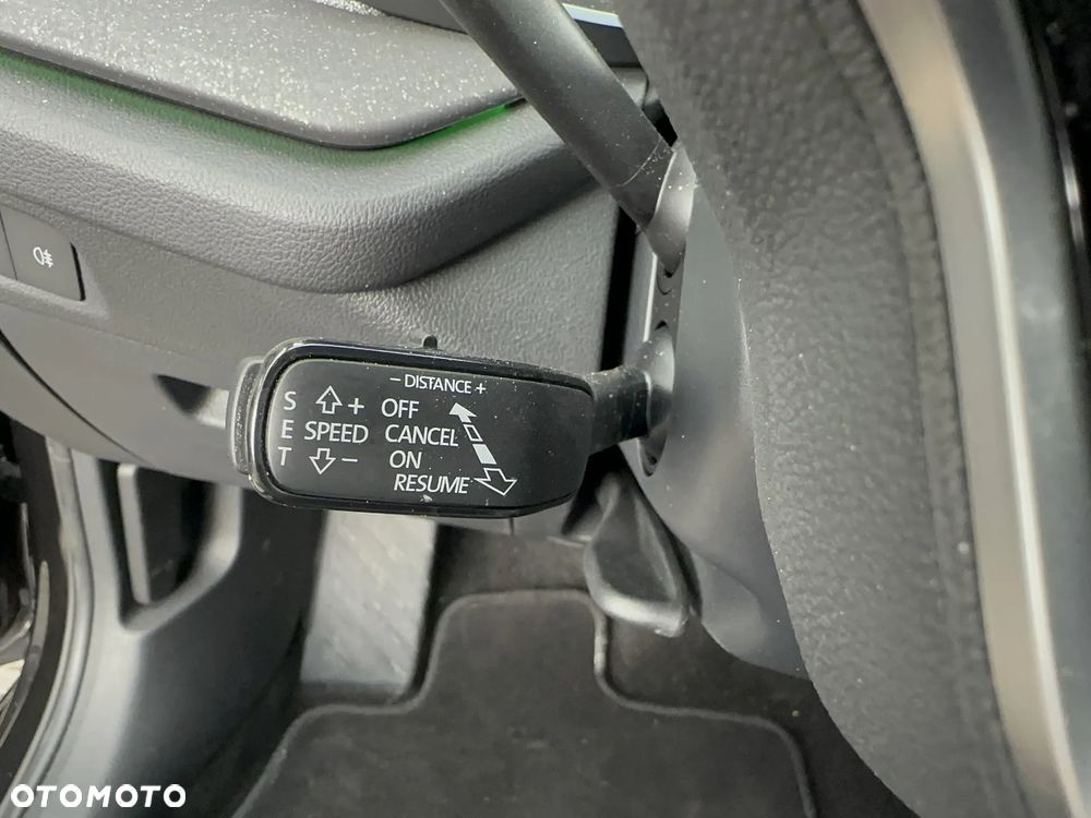 Skoda Octavia 1.5 TSI mHEV Selection DSG - 16
