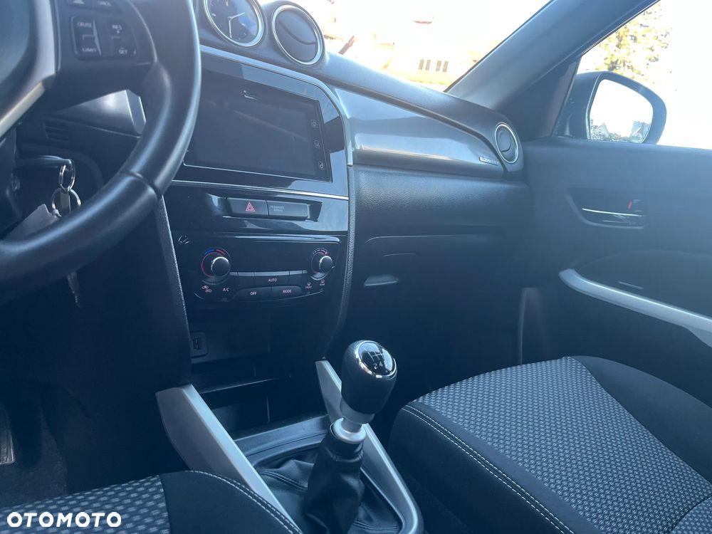 Suzuki Vitara 1.6 DDiS (4x4) Allgrip Comfort - 20