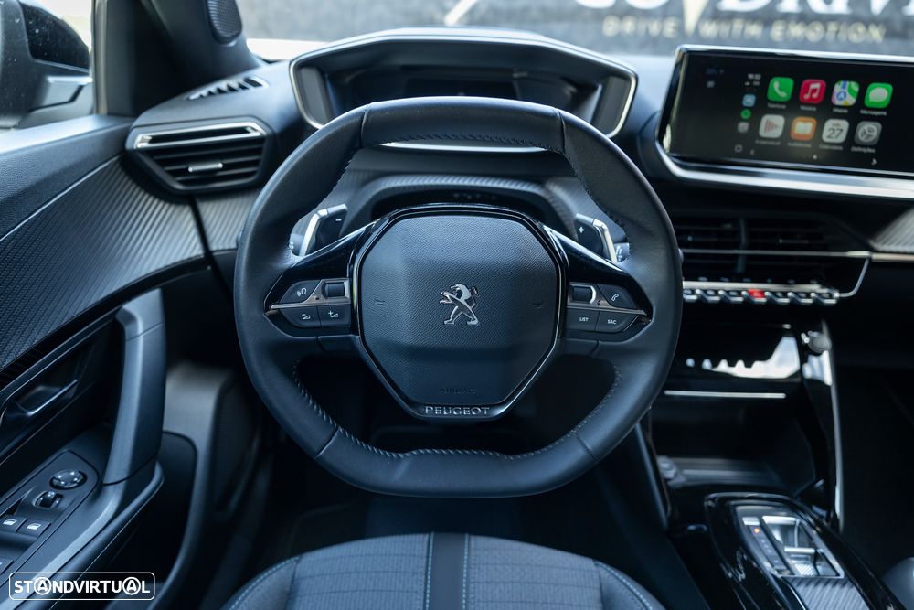 Peugeot 2008 1.2 PureTech Allure Pack EAT8 - 8