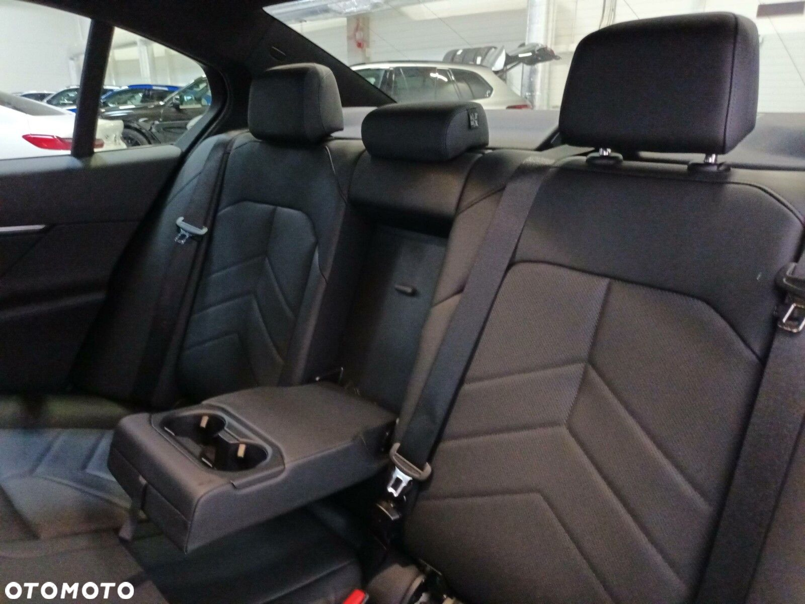 BMW i5 - 18
