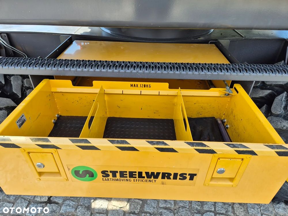 Volvo EWR150E,ROTOTILT,ŁAPY,NOWE OPONY. - 11