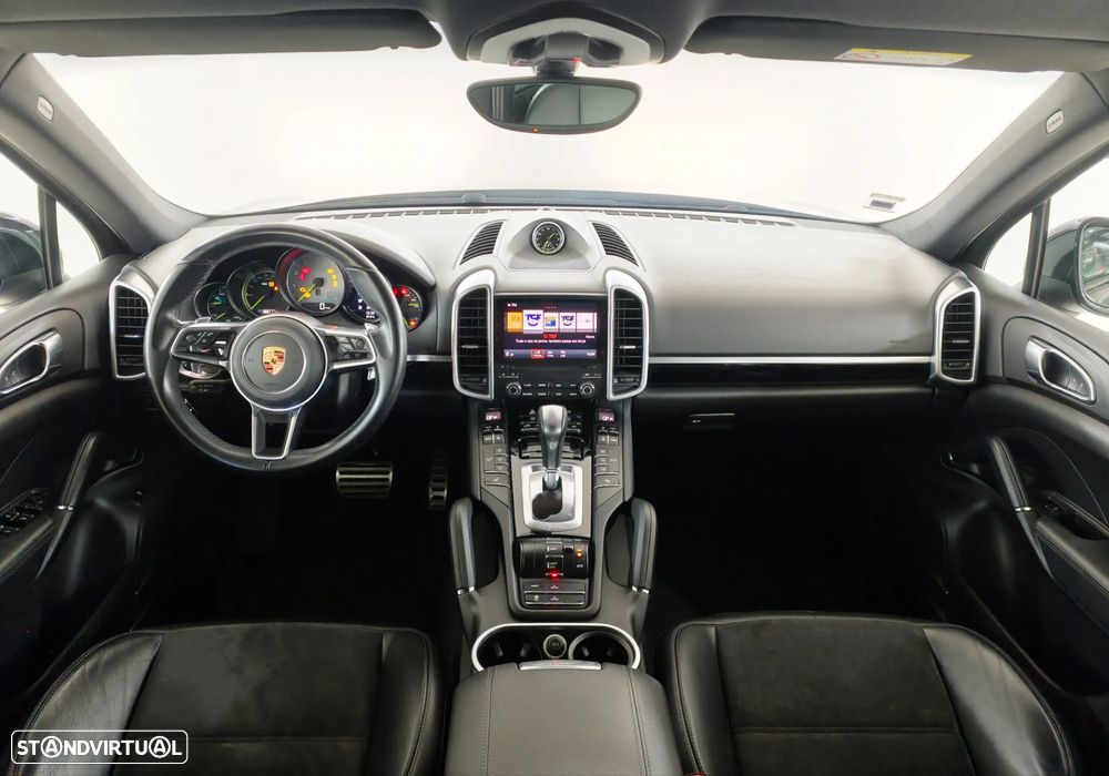 Porsche Cayenne S E-Hybrid Platinum Edition - 12