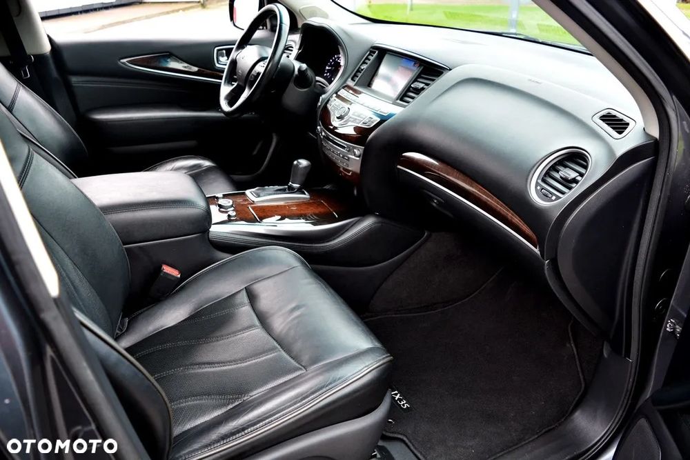 Infiniti QX60 - 6