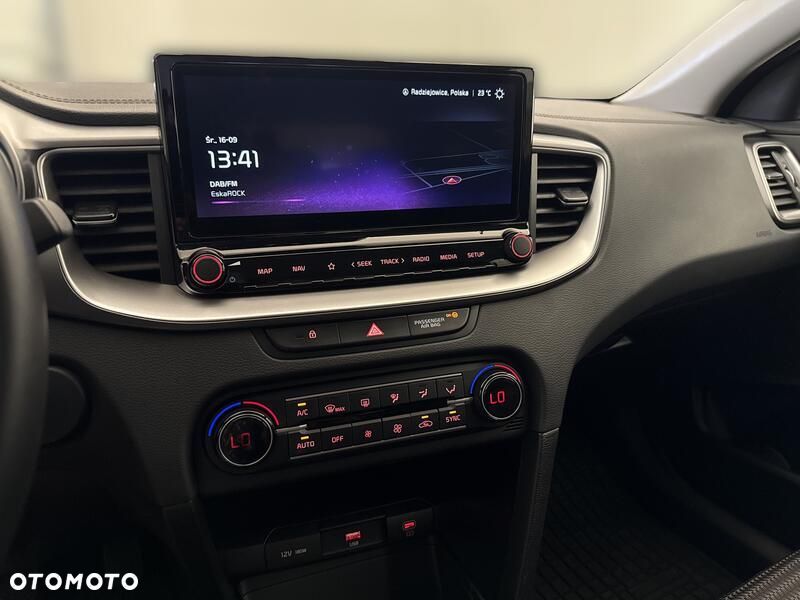 Kia Ceed 1.5 T-GDI M - 16