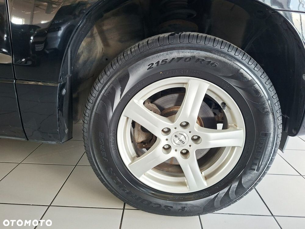 Suzuki Grand Vitara 1.6 - 4