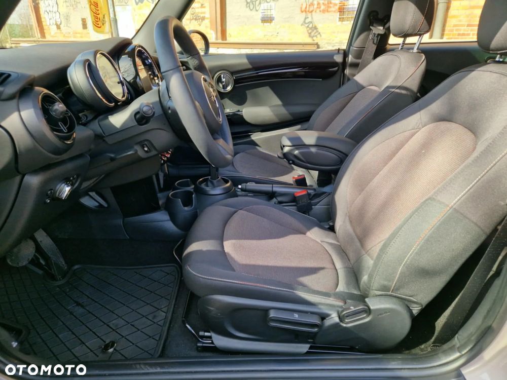 MINI Cooper Classic Trim - 5