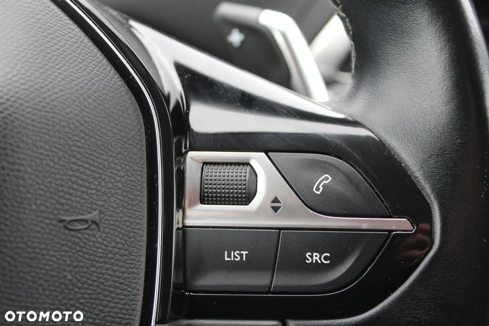 Peugeot 3008 BlueHDi 130 Stop & Start EAT8 Crossway - 17