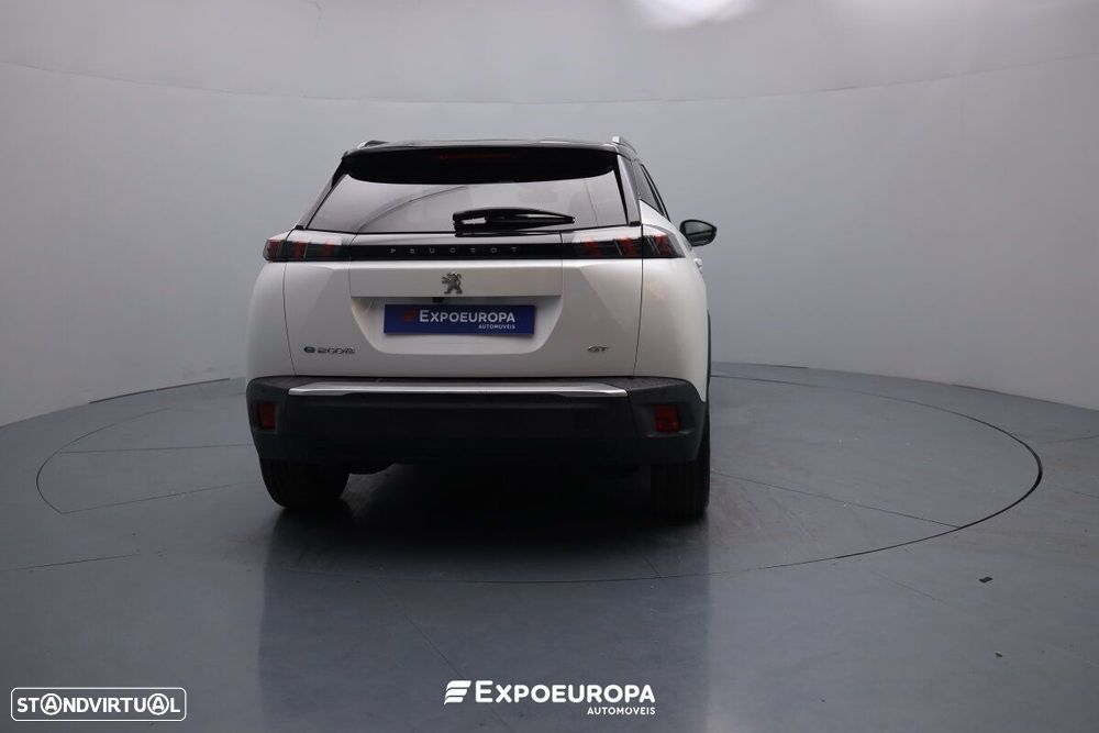 Peugeot e-2008 GT - 6