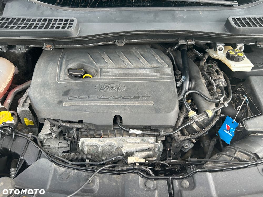 Ford Kuga - 12