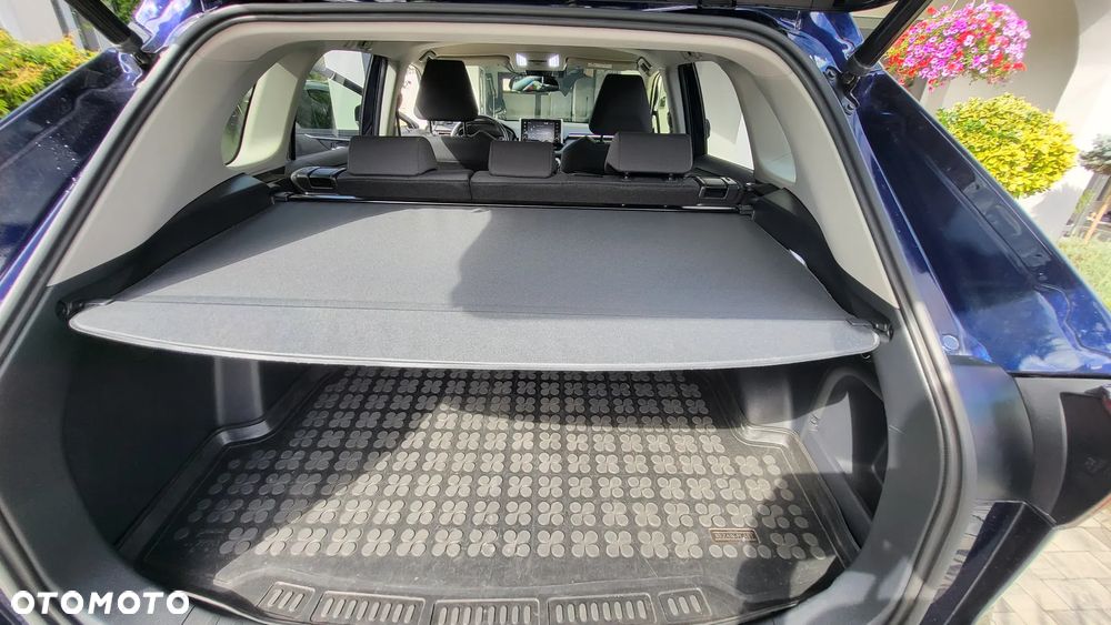 Toyota RAV4 - 16