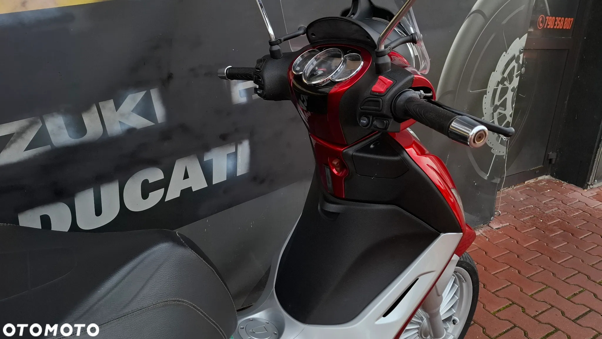 Piaggio Beverly - 15
