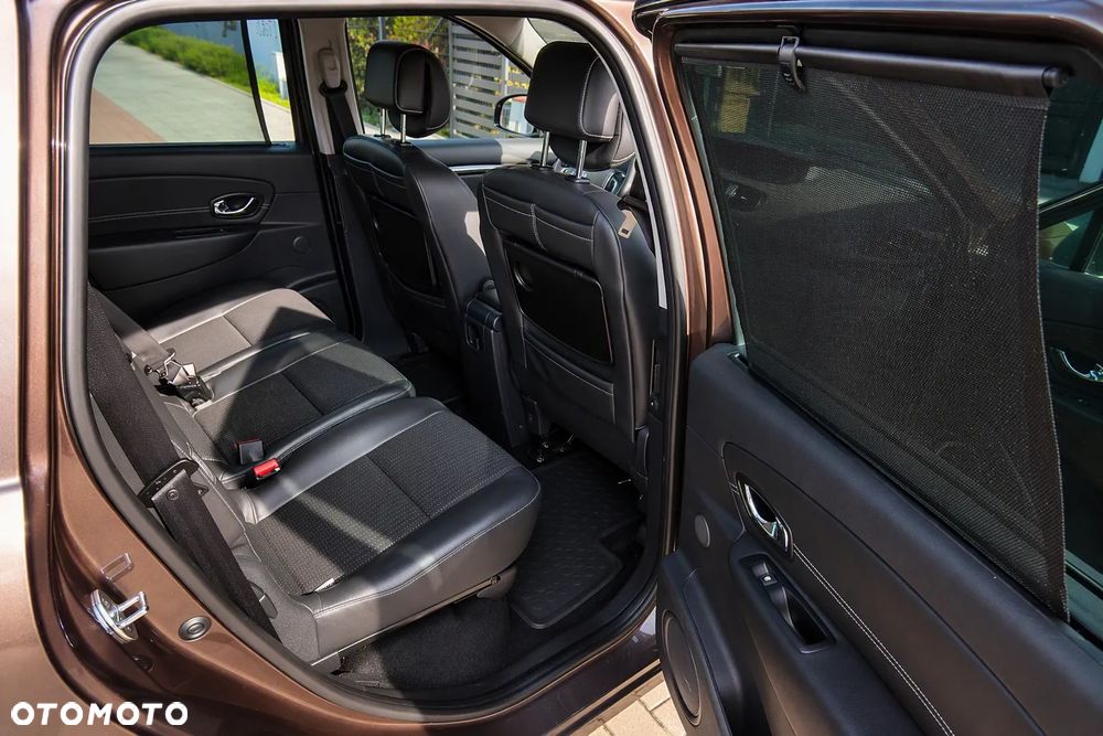 Renault Grand Scenic - 8