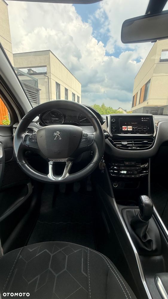 Peugeot 2008 1.2 Pure Tech Active - 13